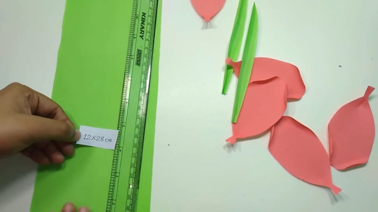 Тюльпан из бумаги: смогут даже дети