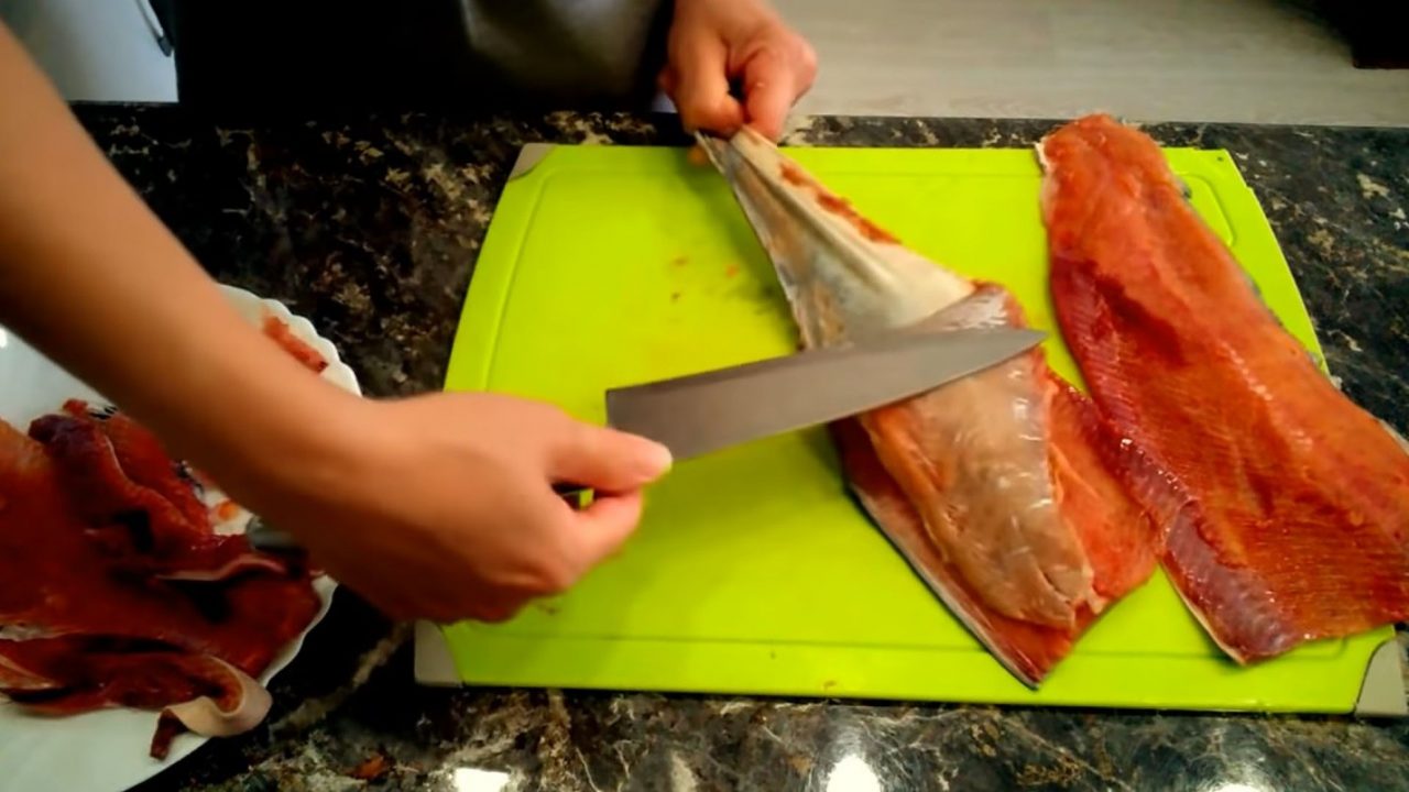 Как засолить горбушу быстро и вкусно